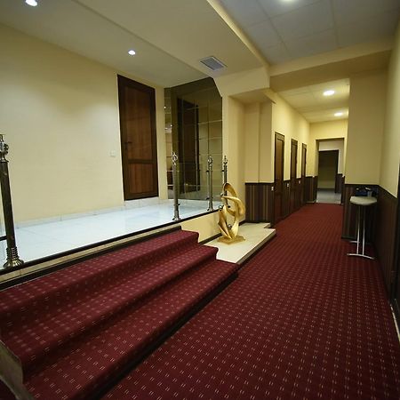 Yerevan Inn Hostel Extérieur photo